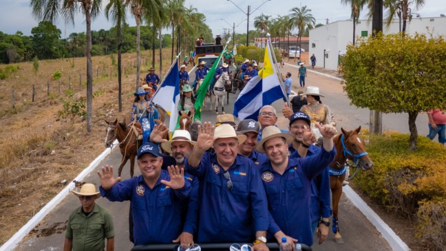Cavalgada de Muricilândia tem participação de Laurez, Vicentinho, Guimarães, Gutierres e Tiago Dimas 