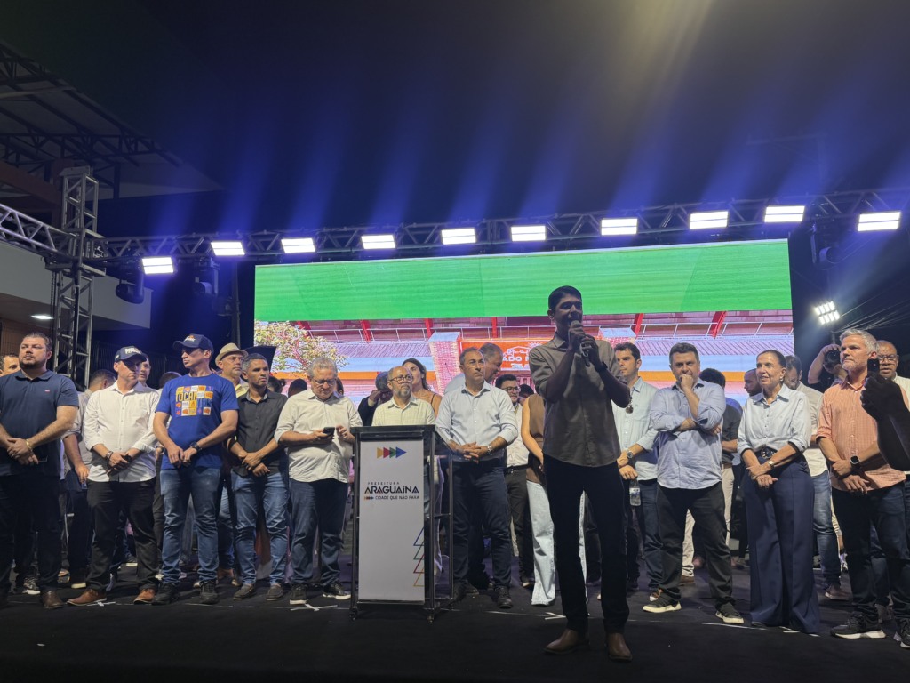 Celsinho é prestigiado por líderes em Araguaína e garante que decisão sobre pré candidatura a federal está 100% tomada Celsinho é prestigiado por líderes em Araguaína e garante que decisão sobre pré candidatura a federal está 100% tomada