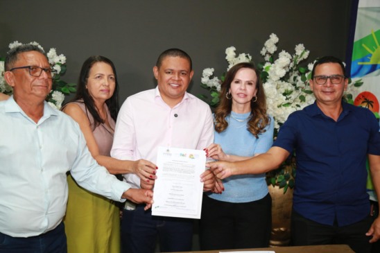 No fim de semana, Senadora Dorinha anuncia investimentos em educação em Lagoa da Confusão e participa de inauguração em São Valério