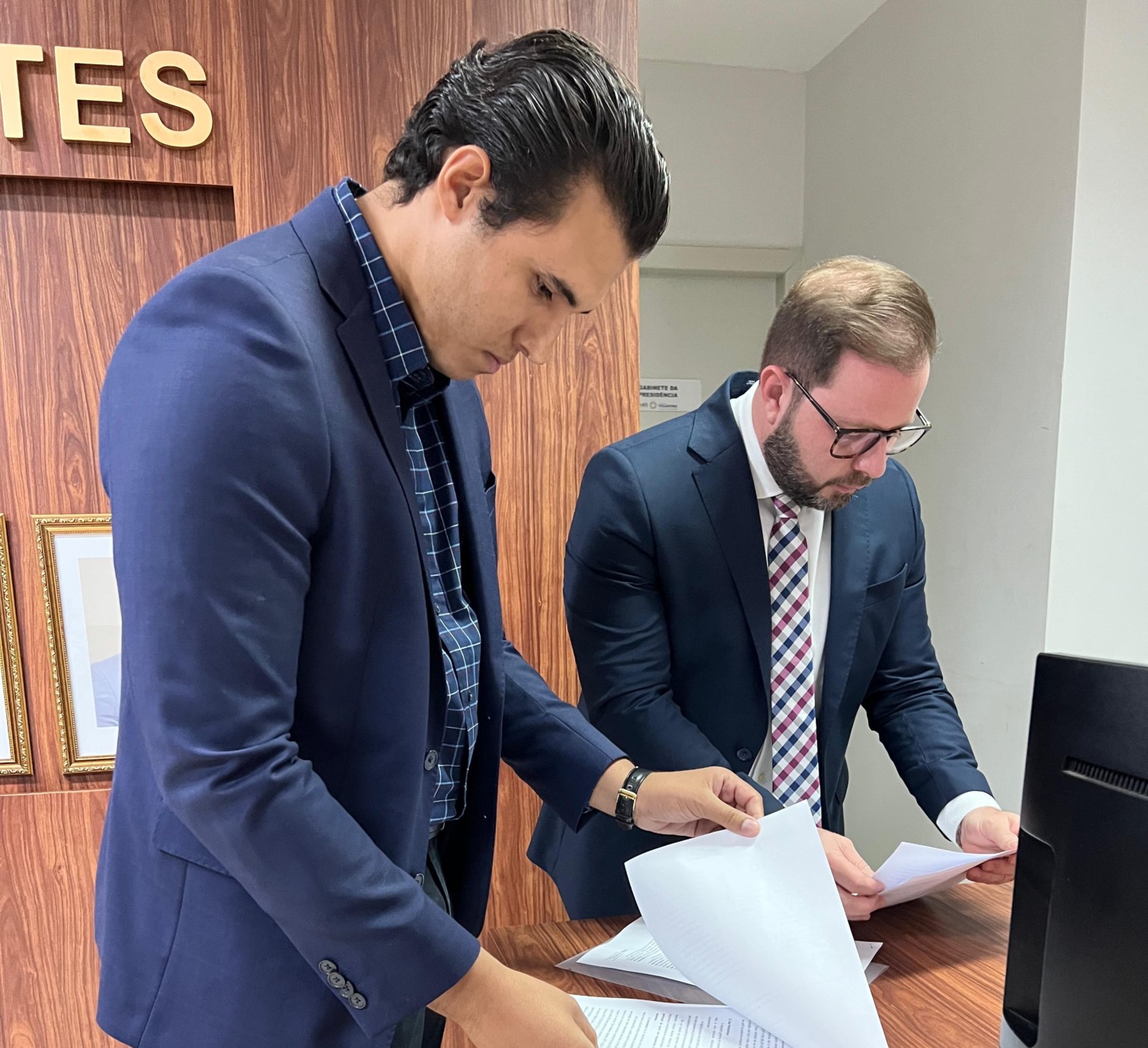 Polêmica na ATS: Ex-presidente, Pedro Cardoso nega acusações e apresenta relatório sobre equipamentos e veículos Polêmica na ATS: Ex-presidente, Pedro Cardoso nega acusações e apresenta relatório sobre equipamentos e veículos