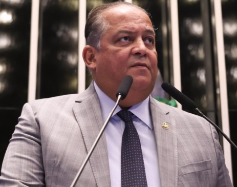 Projeto de Eduardo Gomes resgata casas inacabadas do Minha Casa, Minha Vida e beneficia milhares de famílias no Tocantins e no país