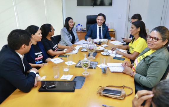 Educação: Em reunião com sindicato, Prefeitura de Palmas confirma convocação de 124 professores aprovados em concurso 