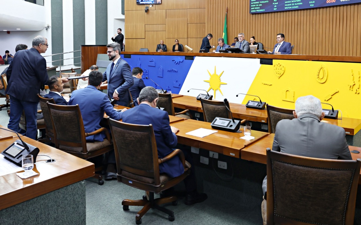 Assembleia recebe proposta para revisão da taxa de fiscalização dos recursos minerais no Tocantins 