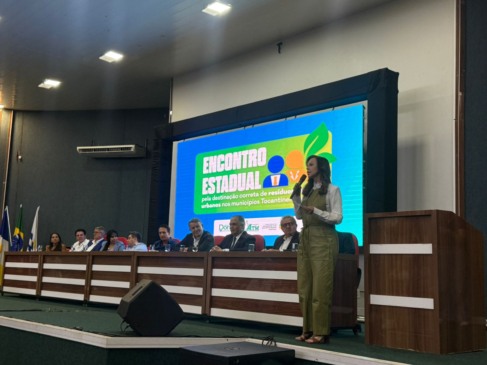 Encontro sobre resíduos sólidos reúne cerca de 90 prefeitos na ATM para encaminhar soluções para problema do lixo; consórcios podem ser o caminho