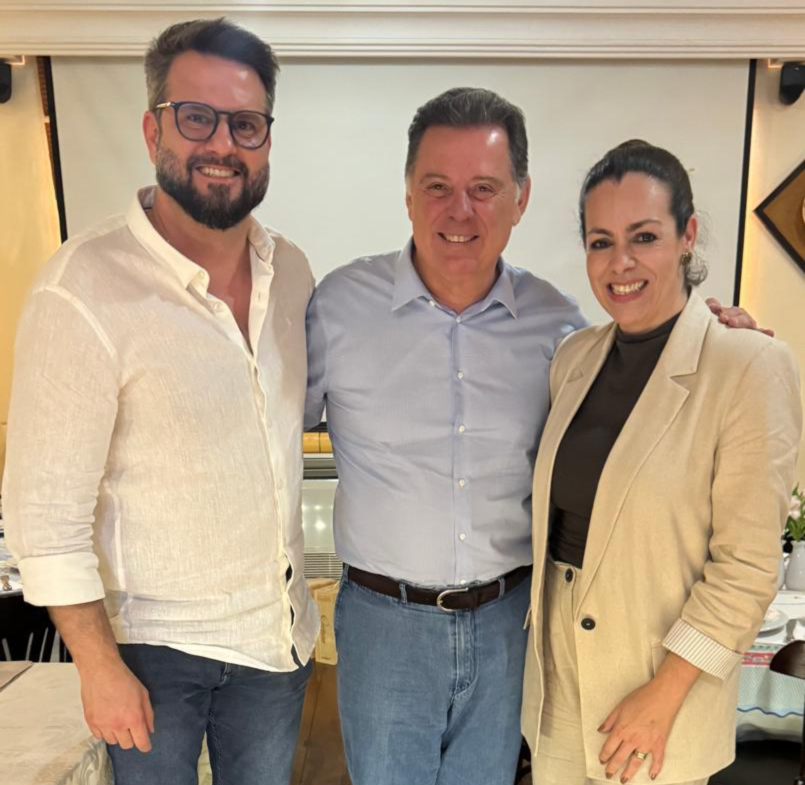 Perillo lança pré-candidatura ao governo de Goiás e Cínthia diz em discurso que quer trazer legado dele para o Tocantins