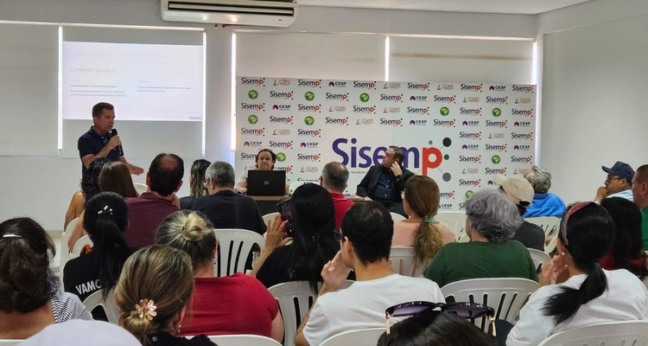 Em Palmas, servidores aprovam Estado de Greve