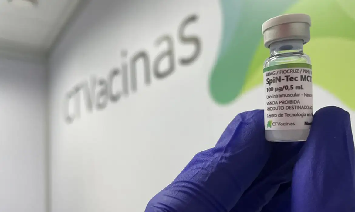 Vacina brasileira contra covid - Foto: Virgínia Muniz/CTVacinas Vacina brasileira contra covid - Foto: Virgínia Muniz/CTVacinas