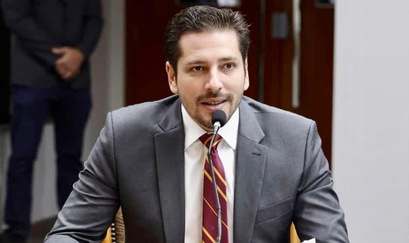 Parlamentar apresentou mais de 30 emendas para áreas como saúde, educação, segurança pública e infraestrutura - Foto: Clayton Cristus/Dicom Aleto