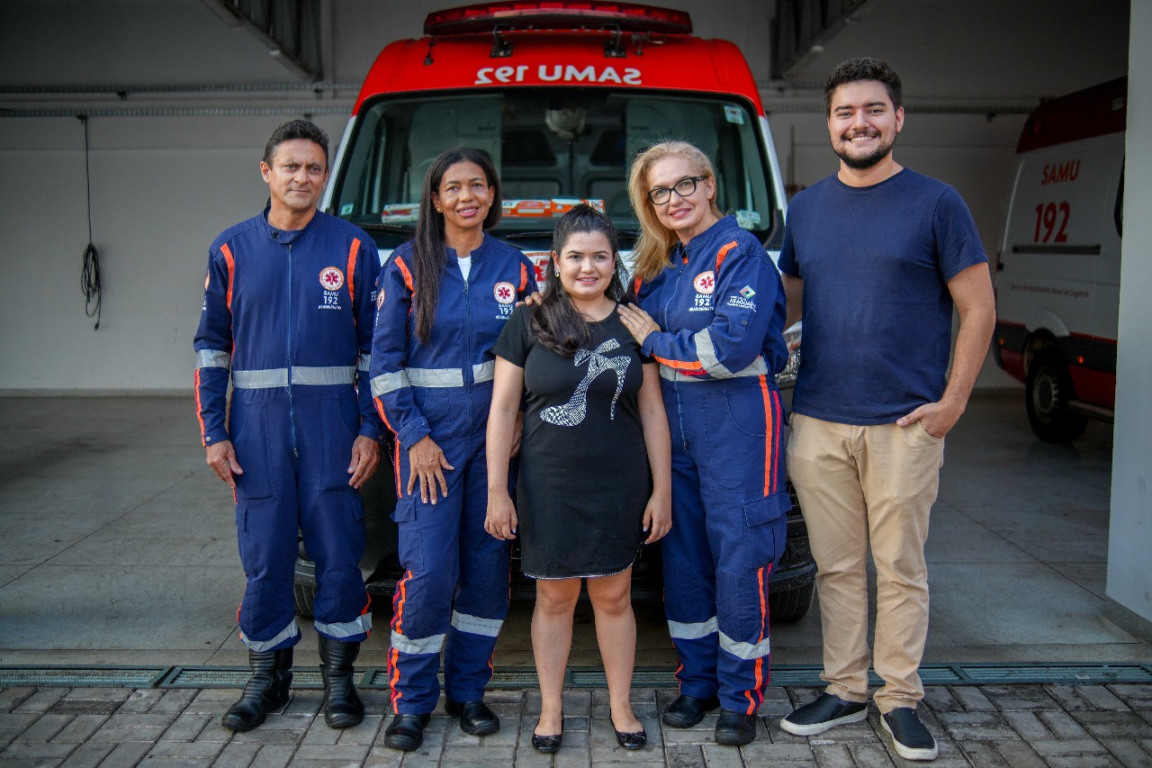 O reencontro emocionou familiares, servidores e amigos, reforçando a importância do trabalho dedicado dos profissionais do serviço de urgência - Foto: Thiago Santos/Secom O reencontro emocionou familiares, servidores e amigos, reforçando a importância do trabalho dedicado dos profissionais do serviço de urgência - Foto: Thiago Santos/Secom