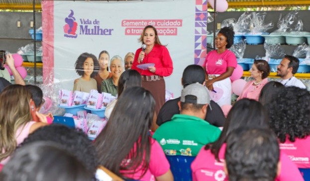 A primeira-dama e desembargadora Ângela Prudente representou o governador do Tocantins na abertura do evento e reforçou o compromisso do Governo com políticas públicas voltadas às mulheres - Foto: Antônio Gonçalves/Governo do Tocantins