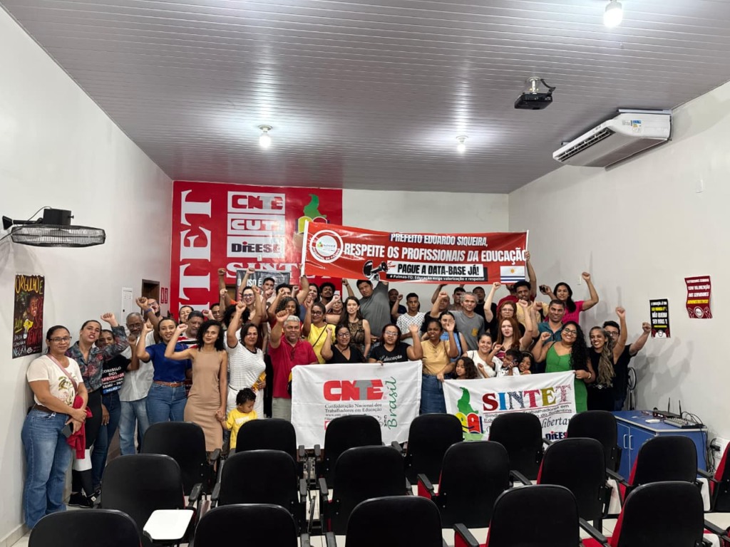 Educadores cobram pagamento do piso e das datas-bases atrasadas em Palmas e farão ato dia 15