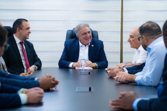 “Dianópolis tem voz e vez aqui”: Comitiva de DNO é recebida por Laurez no Palácio e leva série de demandas