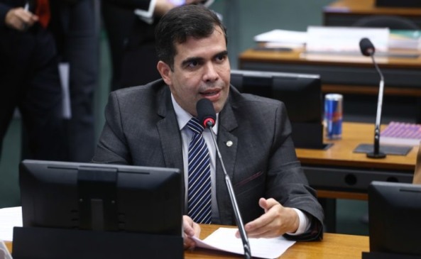 Ricardo Ayres - Foto: Vinicius Loures/Câmara dos Deputados