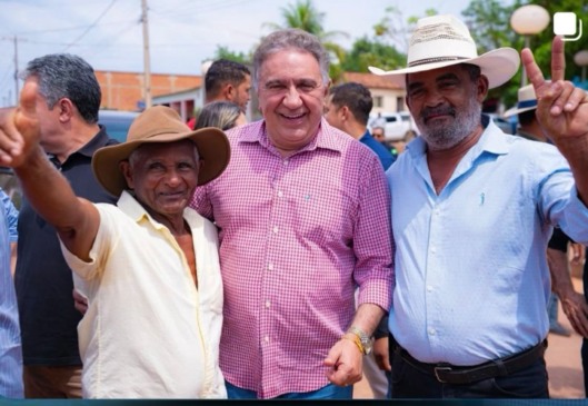 Em tom populista no Jalapão, Laurez promete atenção à região e diz que “não existe mais governo do Estado nem do município, agora é o governo do povo”