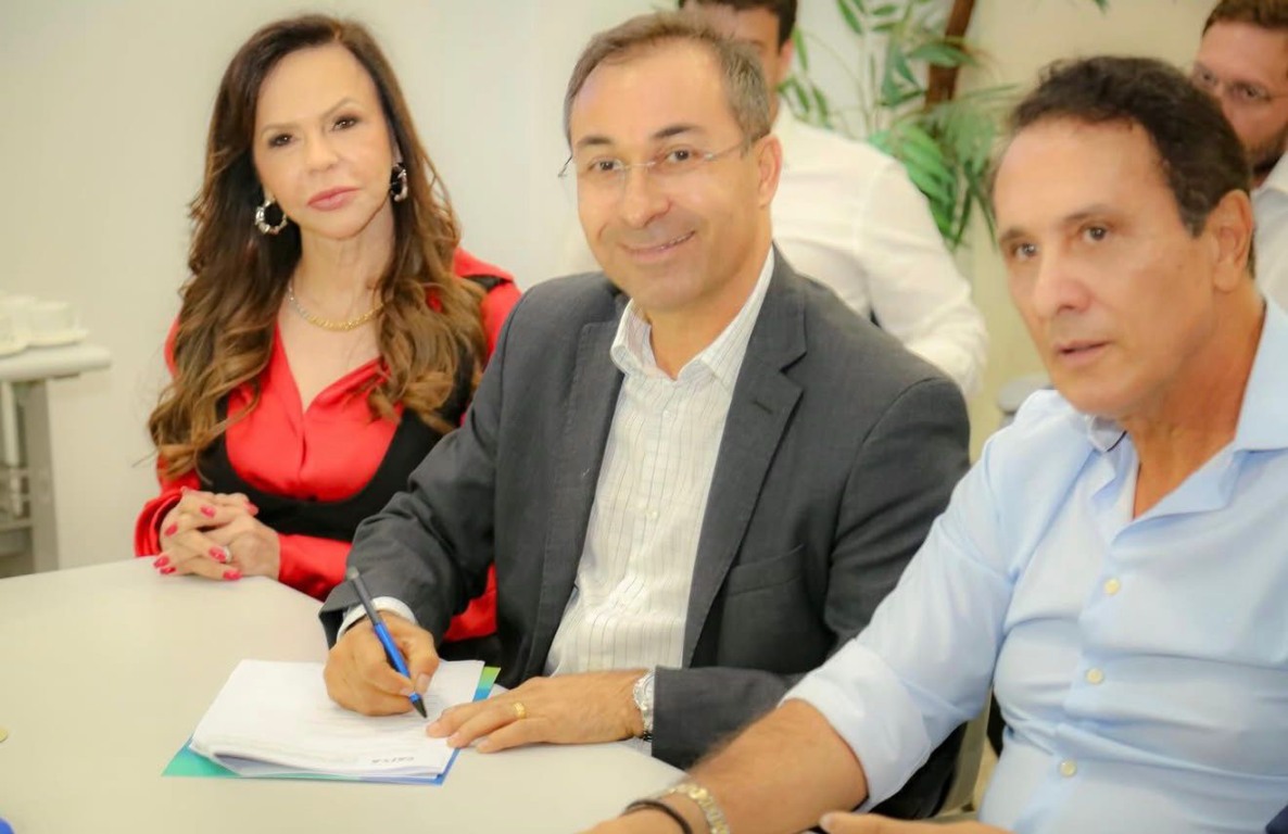 Senadora Professora Dorinha celebra 416 moradias do Minha Casa, Minha Vida em Araguaína e anuncia mais 352 unidades no município Senadora Professora Dorinha celebra 416 moradias do Minha Casa, Minha Vida em Araguaína e anuncia mais 352 unidades no município