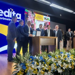 Ministro garante a Laurez em nome de Lula: “você não está só”; Evento tem elogios de Vicentinho a Wellington e Eduardo na defesa de Palmas como capital do Matopiba