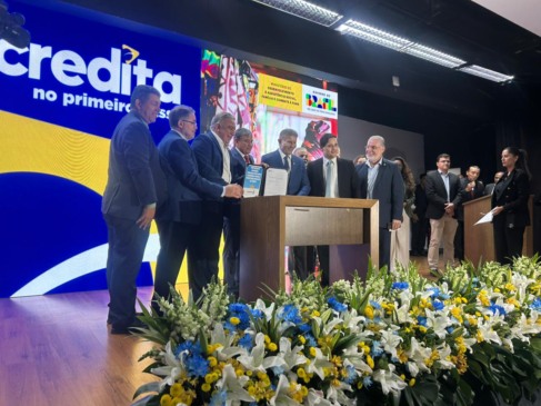 Ministro garante a Laurez em nome de Lula: “você não está só”; Evento tem elogios de Vicentinho a Wellington e Eduardo na defesa de Palmas como capital do Matopiba