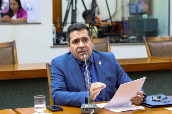 Segundo o parlamentar, a realização do procedimento é, para muitos pacientes, o único caminho possível para recuperar a saúde - Foto: Aleto 