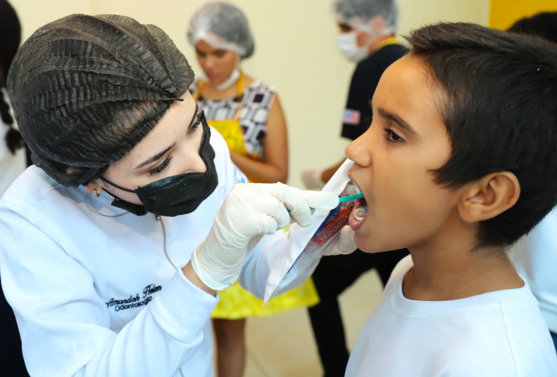 O deputado estadual destinou R$ 50 mil para apoiar a iniciativa do Município na qualificação de cerca de 100 profissionais que atendem a população na rede municipal - Foto: Secom/Divulgação O deputado estadual destinou R$ 50 mil para apoiar a iniciativa do Município na qualificação de cerca de 100 profissionais que atendem a população na rede municipal - Foto: Secom/Divulgação