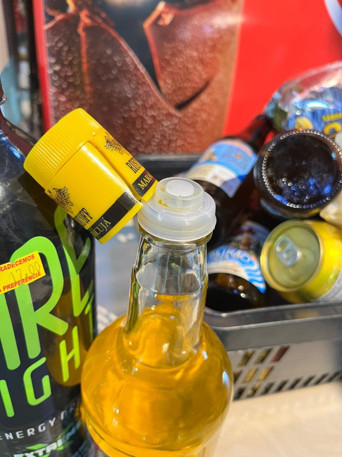 Após Jorge Frederico pedir fiscalização, Procon realiza megaoperação contra bebidas adulteradas no TO Após Jorge Frederico pedir fiscalização, Procon realiza megaoperação contra bebidas adulteradas no TO