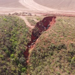 Descarte irregular de produtos resultou em uma enorme voçoroca -Foto: DICOM SSP TO 
