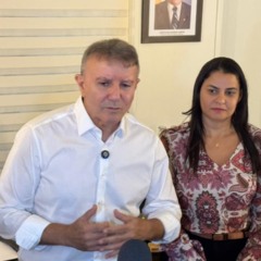 No dia dos servidores,  Prefeito Eduardo anuncia início de negociações sobre data-base e nomeação de 104 professores em Palmas