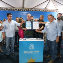 Governador Laurez Moreira assina Ordem de Serviço que autoriza o início das obras de pavimentação e drenagem da 607 Sul, em Palmas - Foto: Marcio Vieira/Governo do Tocantins