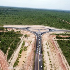 Governador Laurez Moreira assinou Ordem de Serviço para construção da rodovia TO-110, que liga São Félix a Mateiros - Foto: Ademir dos Anjos/Governo do Tocantins