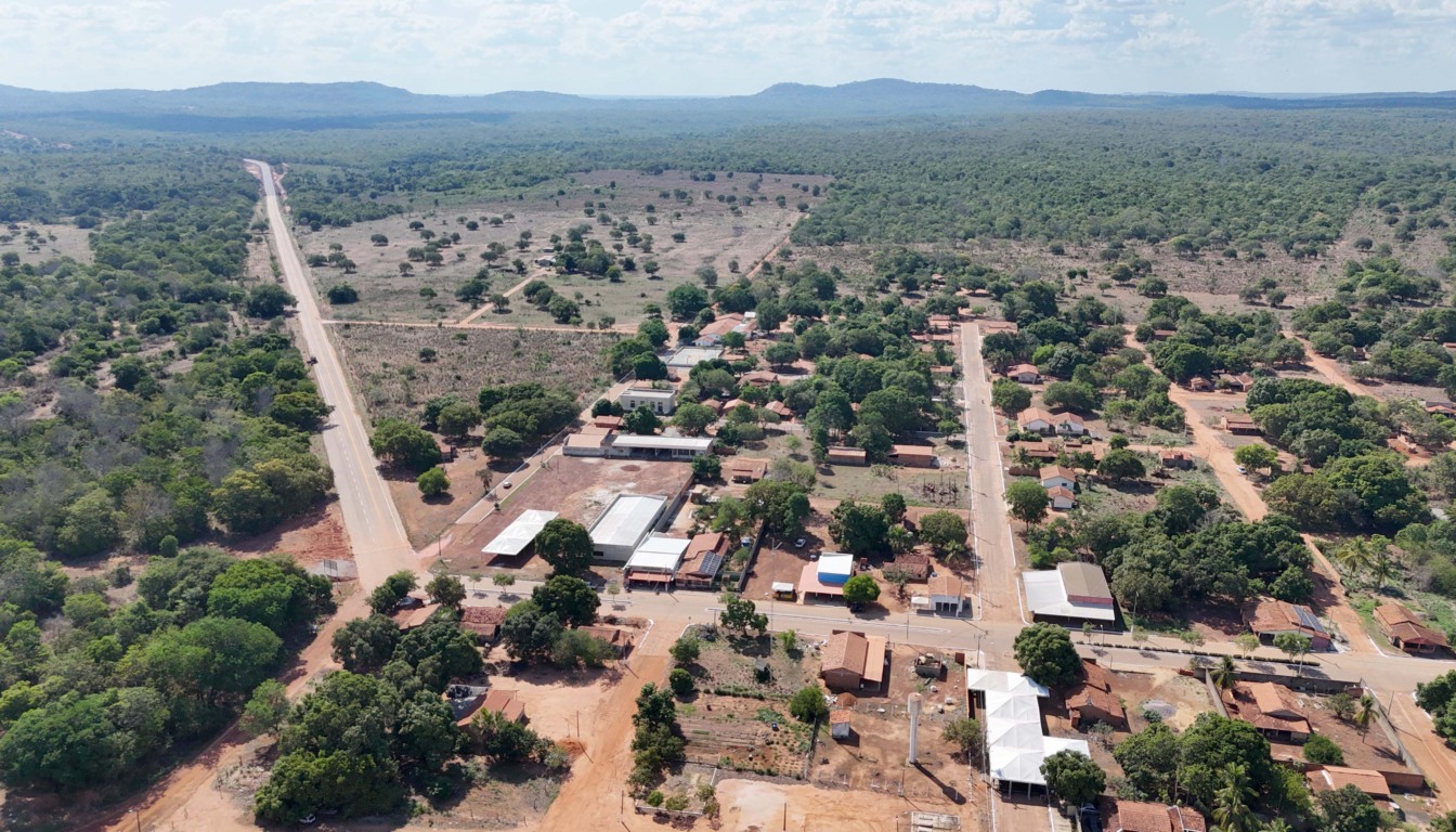 -Pavimentação beneficia moradores, produtores rurais, comerciantes e todos que dependem da via para ter acesso a serviços essenciais - Foto: Márcio Vieira/Governo do Tocantins