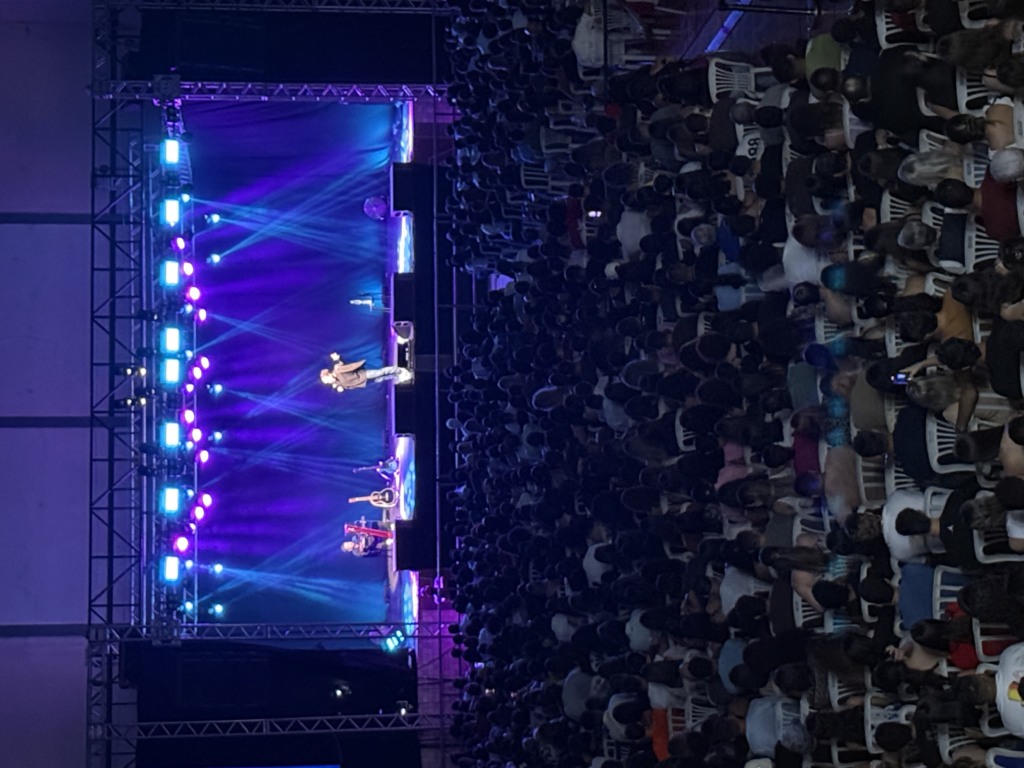 Whindersson leva humor, reflexão e arranca gargalhadas em shows com mais de 6 mil pessoas na capital Whindersson leva humor, reflexão e arranca gargalhadas em shows com mais de 6 mil pessoas na capital