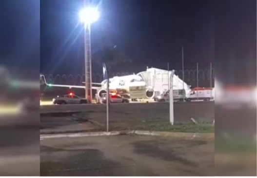 Avião faz pouso emergencial em Palmas após passageiro passar mal; homem de 46 anos morreu a bordo