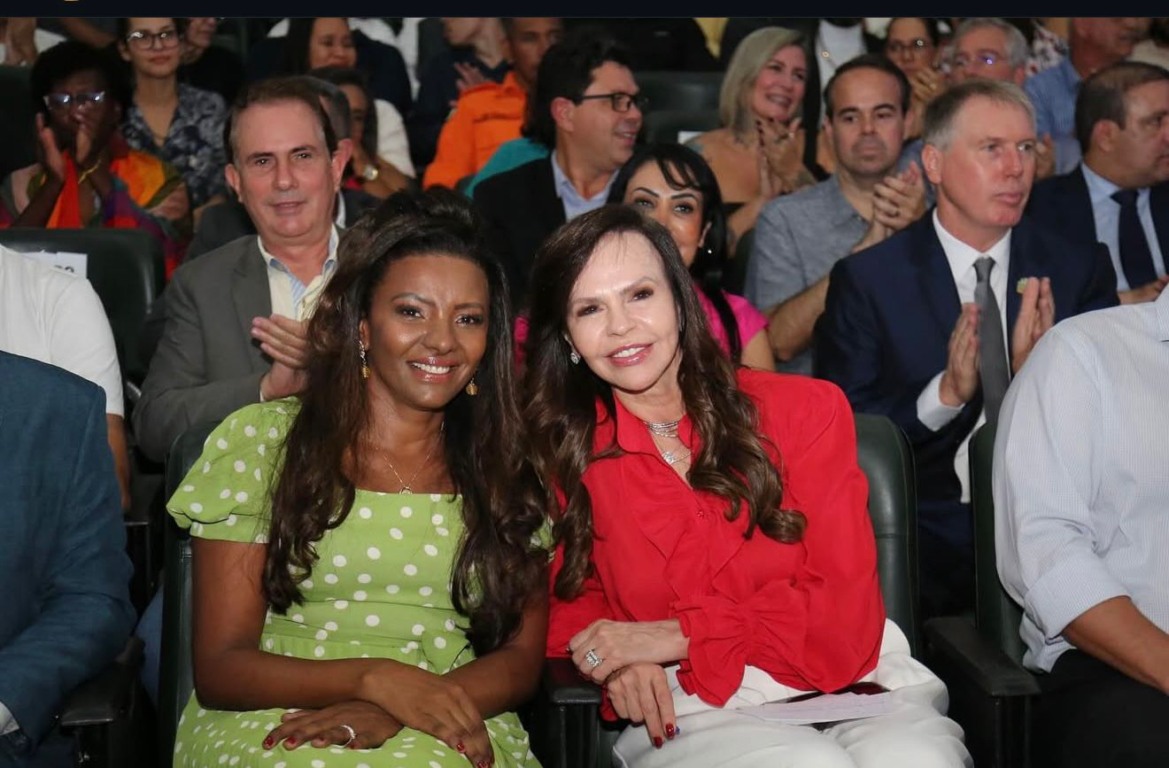 Dorinha diz que posse de Santana na reitoria da UFT é um “marco para a diversidade” e destaca sua luta para viabilizar Hospital Universitário