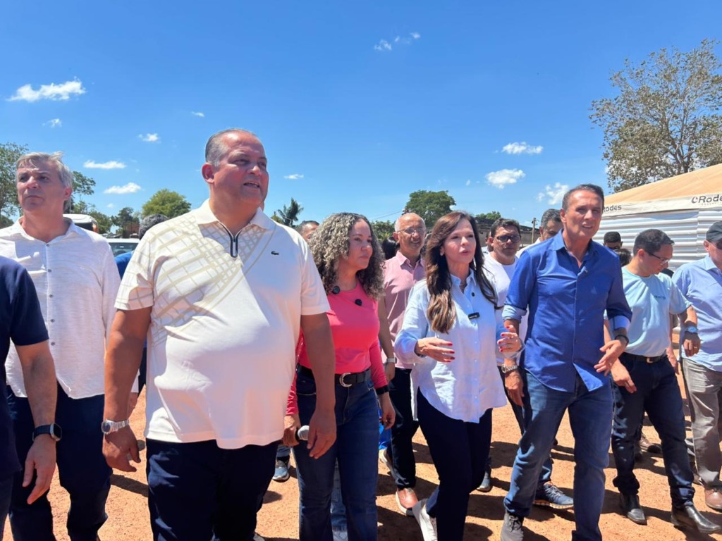 Gurupi comemora aniversário com tour a obras e Josi ao lado de seus aliados Dorinha, Gomes e Gaguim Gurupi comemora aniversário com tour a obras e Josi ao lado de seus aliados Dorinha, Gomes e Gaguim