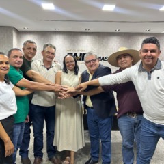 Eleições 2026: Prefeita, vice e vereadores de Santa Tereza declaram apoio a Jair Farias