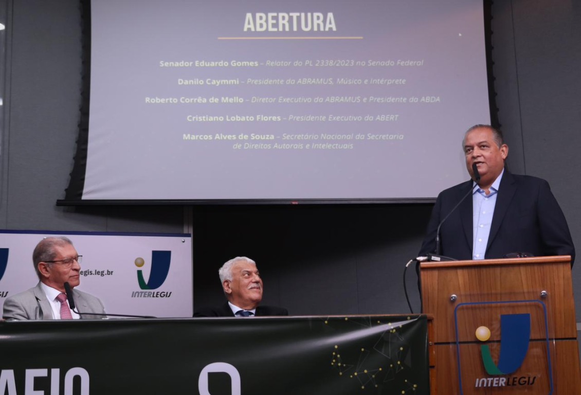 Vice-presidente do Senado, Eduardo Gomes reforça proteção aos direitos autorais em debate sobre desafios da inteligência artificial