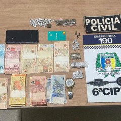 Dinheiro, drogas e munições foram apreendidos durante ação - Foto: DICOM SSP TO 