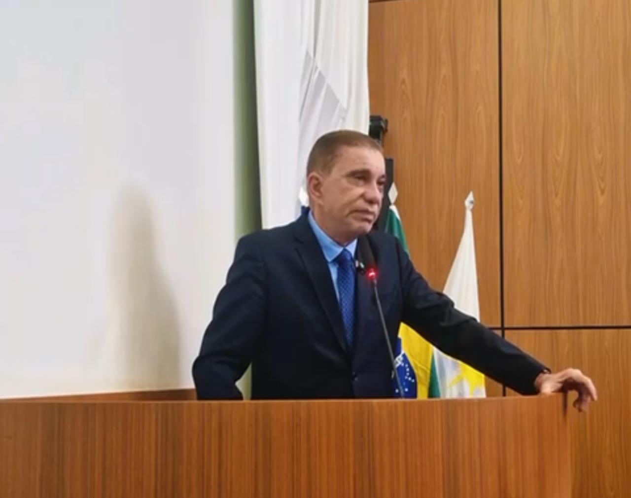 Relator das contas de Cinthia, Amastha defende que não há obrigatoriedade em parecer prévio do TCE por aprovação