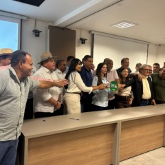 Senadora Dorinha desabafa durante evento na Codevasf: "Me respeitem, respeitem o meu trabalho, respeitem a minha família , respeitem o Tocantins"