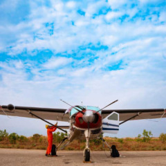 Avião busca identificar áreas com potencial de exploração mineral, incluindo minerais estratégicos voltados à transição energética, como as terras raras.

Foto: Igo Estrela/SGB