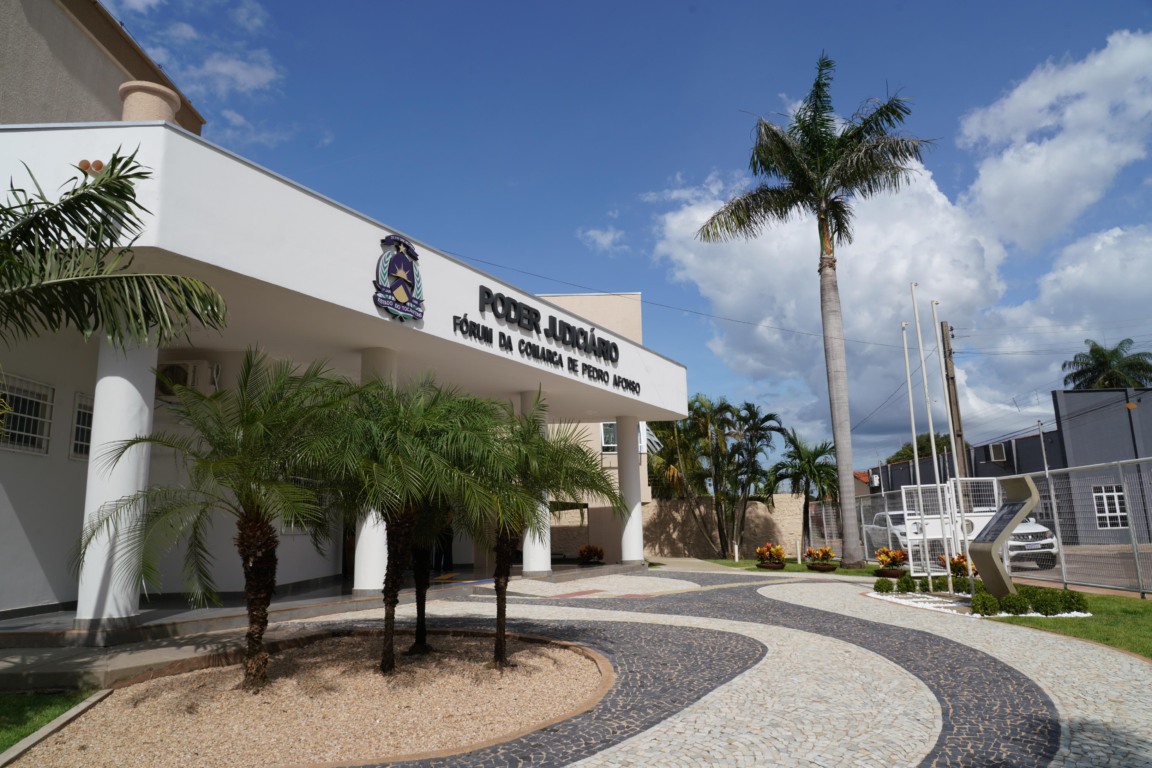 Pecuarista é condenado a mais de 14 anos de prisão por tentativas de homicídio contra médico e técnica em enfermagem Pecuarista é condenado a mais de 14 anos de prisão por tentativas de homicídio contra médico e técnica em enfermagem