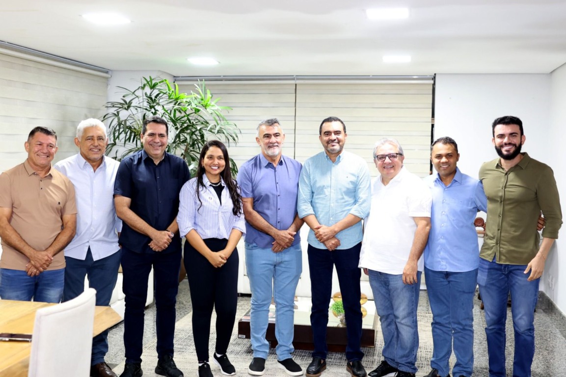 De volta ao Palácio, Wanderlei diz que encontro com deputados foi marcado por respeito e gratidão; Veja registros De volta ao Palácio, Wanderlei diz que encontro com deputados foi marcado por respeito e gratidão; Veja registros