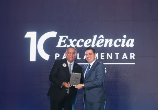 Eduardo Gomes se destaca nacionalmente no Ranking dos Políticos