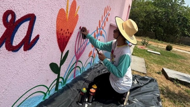 A ação integra o projeto Balde de Tinta, criado pelo Coletivo Flácido - Foto: Divulgação/Coletivo Flácido.