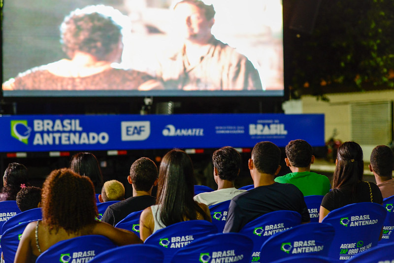 Cinema Itinerante percorrerá 33 cidades do Tocantins este mês