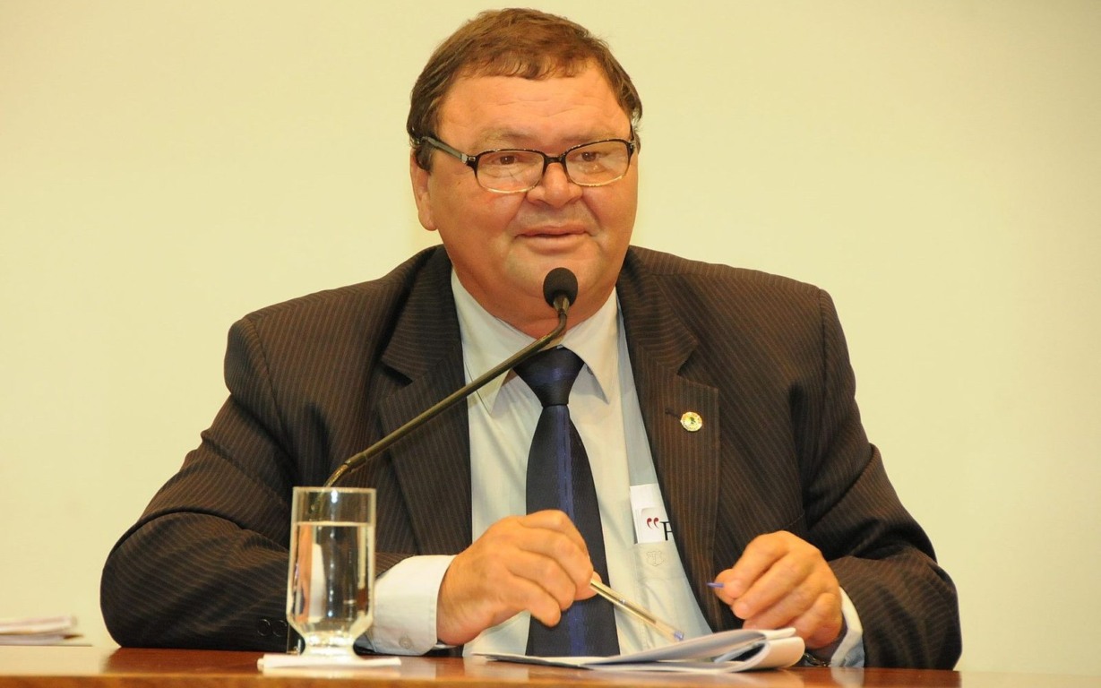 “Líder histórico”, “serviu com coragem e dignidade”: Políticos e instituições lamentam e fazem homenagens a José Bonifácio; Veja notas de pesar! 