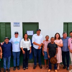 MAIS MORADIA: Alexandre Guimarães participa da entrega de 16 casas populares em Recursolândia ao lado do prefeito Vinícius Barbosa