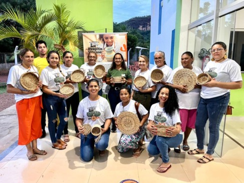 Cerrado que inspira: mulheres tocantinenses transformam fibra de bananeira em criatividade e autonomia