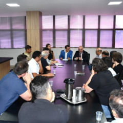 Governo pede prazo para apresentar solução financeira sobre pagamentos do Servir e hospitais decidem manter atendimentos