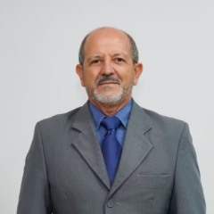 Promotor de Justiça do Tocantins fica ferido após se envolver em acidente e bater em árvore na BR-153