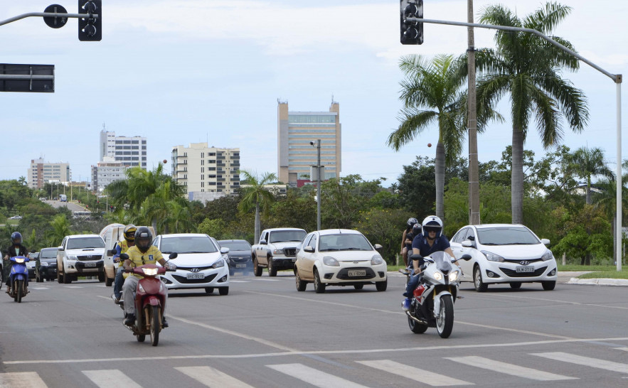 Detran alerta proprietários de veículos com placas de final 0 e 9 sobre fim do prazo para pagar licenciamento sem multas e juros